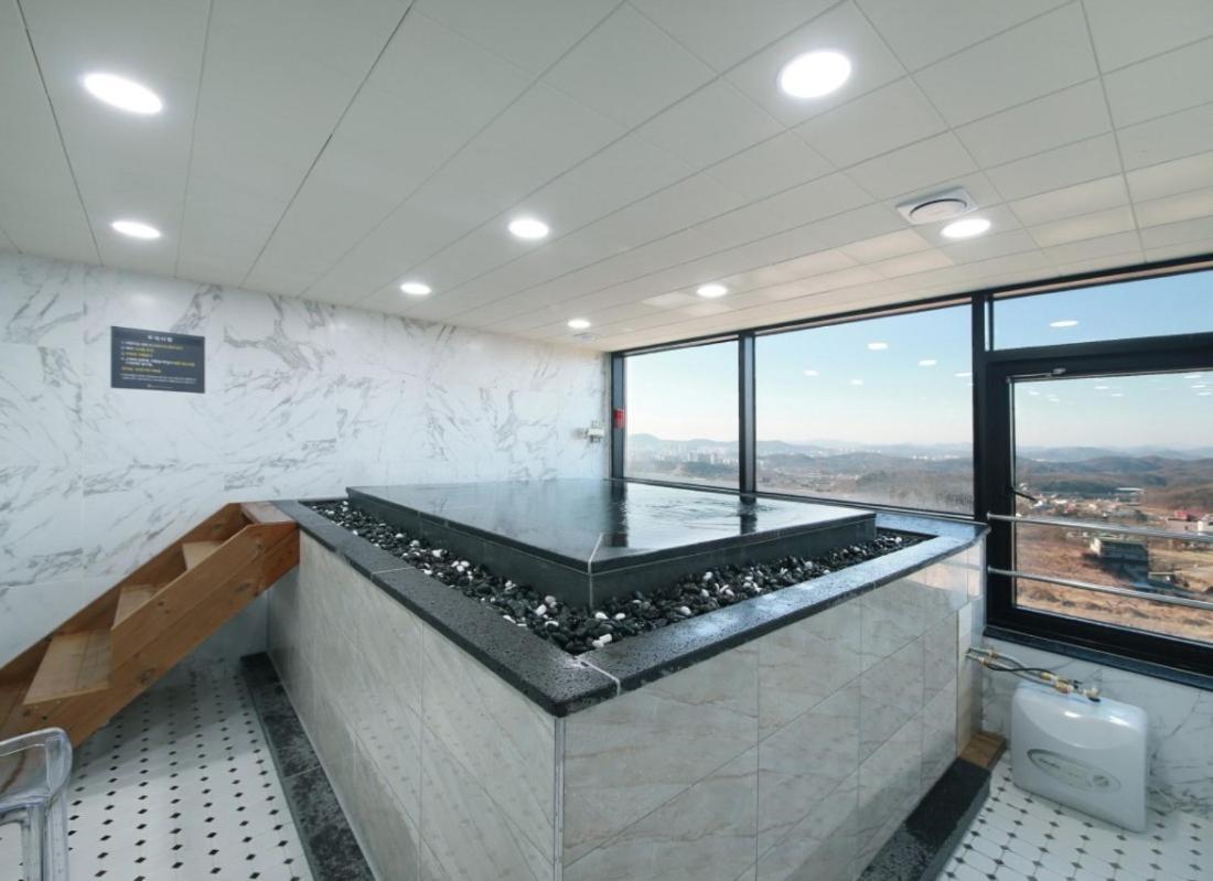 Wj Hotel Pool House ウォンジュ エクステリア 写真