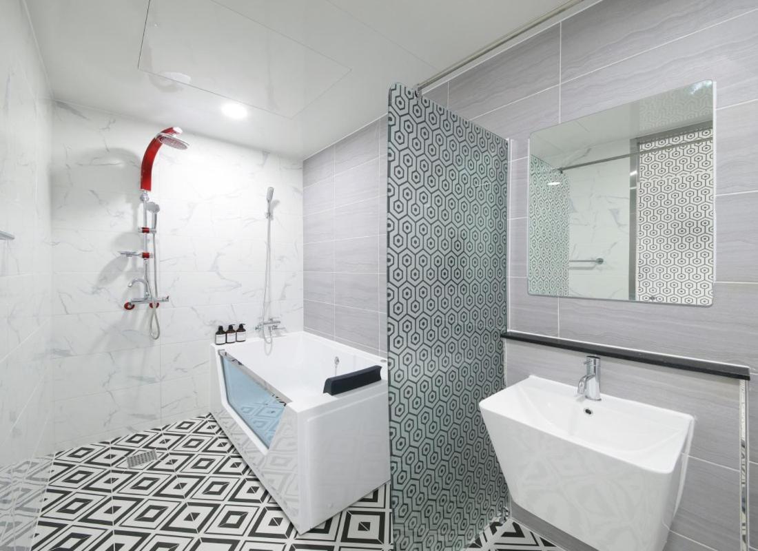 Wj Hotel Pool House ウォンジュ エクステリア 写真